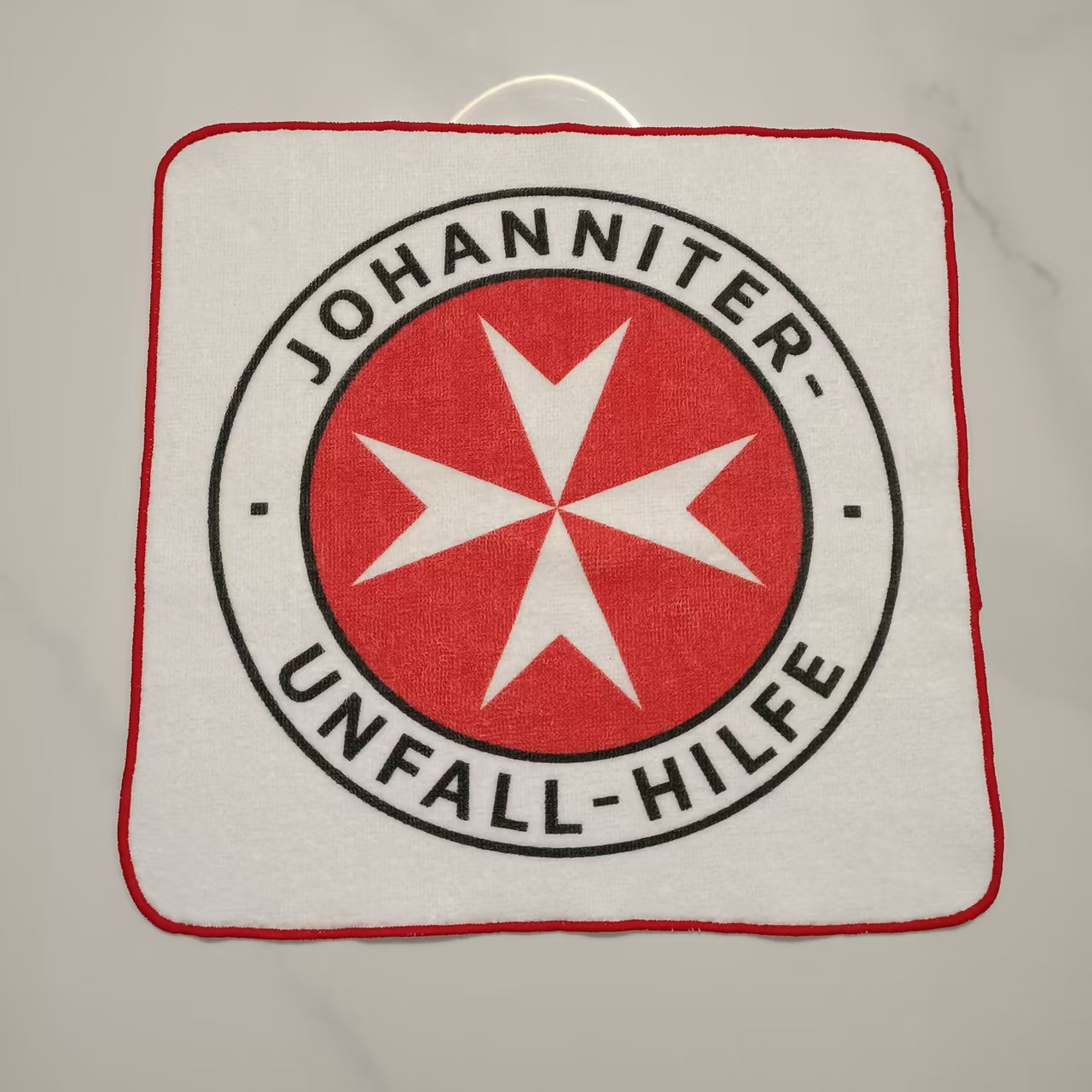 	Komprimerede Reklamehåndklæder med Logo – Kreativ Brandingløsning ｜vaca-praeg.com 