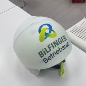 Skihjelmovertræk med eget logo – Gør dit team unikt | v...